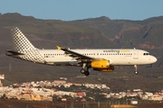 Vueling Airbus A320-232 (EC-LQN) at  Gran Canaria, Spain