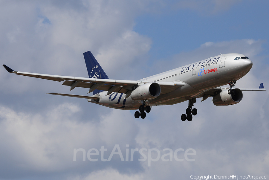 Air Europa Airbus A330-243 (EC-LQP) | Photo 368970