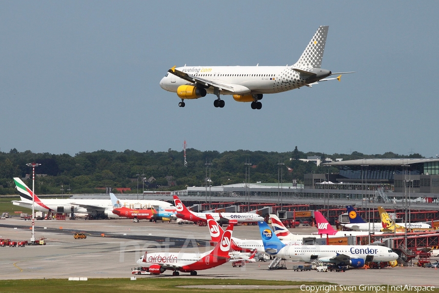 Vueling Airbus A320-232 (EC-LQZ) | Photo 29200