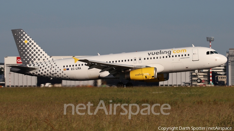 Vueling Airbus A320-232 (EC-LRA) | Photo 218472