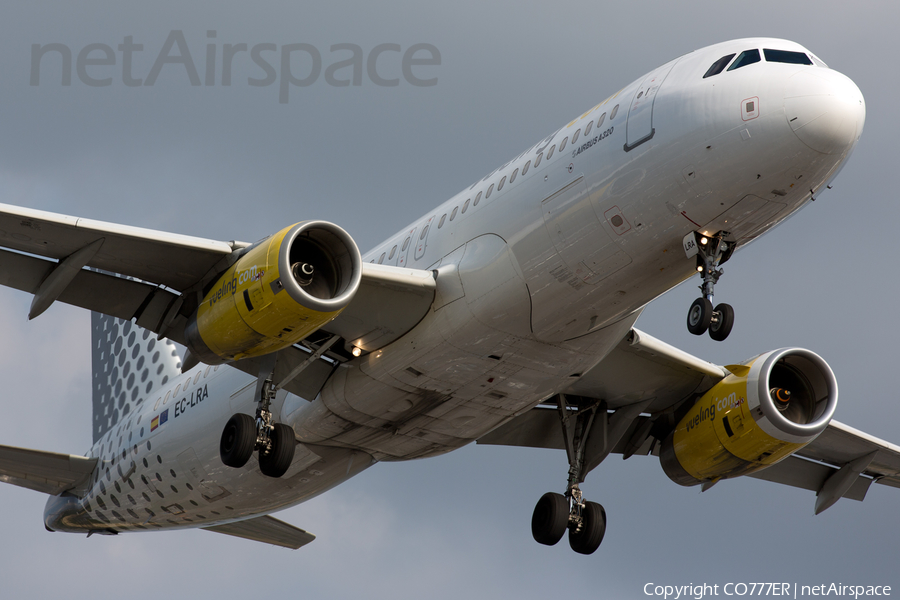 Vueling Airbus A320-232 (EC-LRA) | Photo 52759