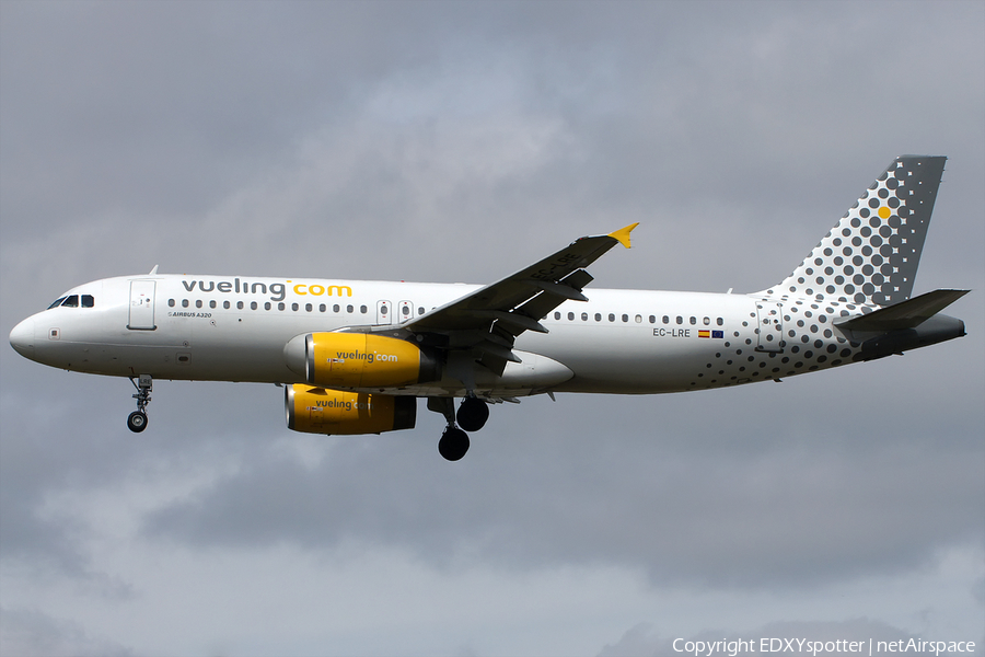Vueling Airbus A320-232 (EC-LRE) | Photo 275368