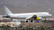 Vueling Airbus A320-232 (EC-LRE) at  Gran Canaria, Spain