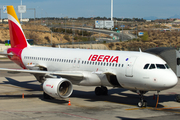 Iberia Airbus A320-214 (EC-LRG) at  Madrid - Barajas, Spain