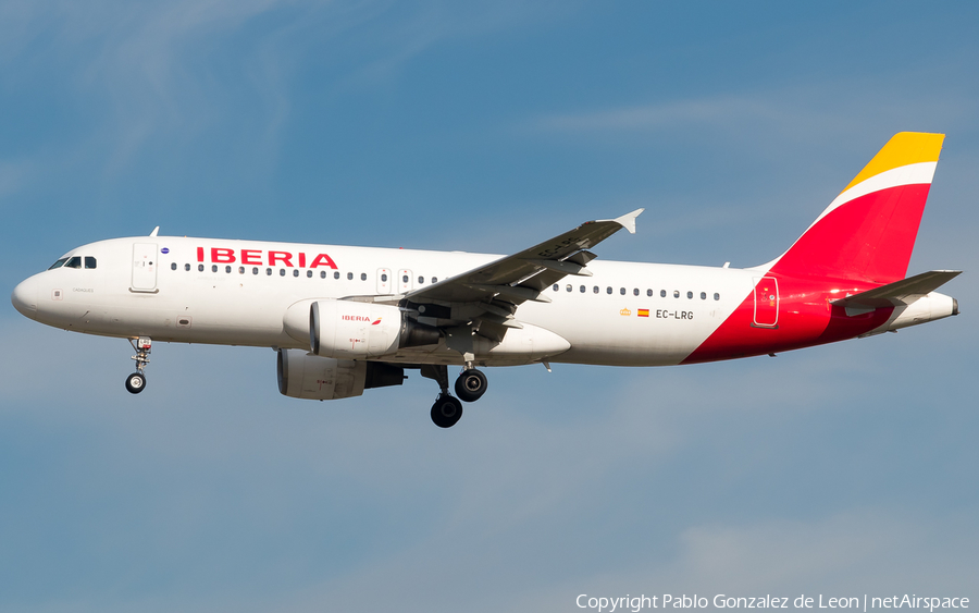 Iberia Airbus A320-214 (EC-LRG) | Photo 339265