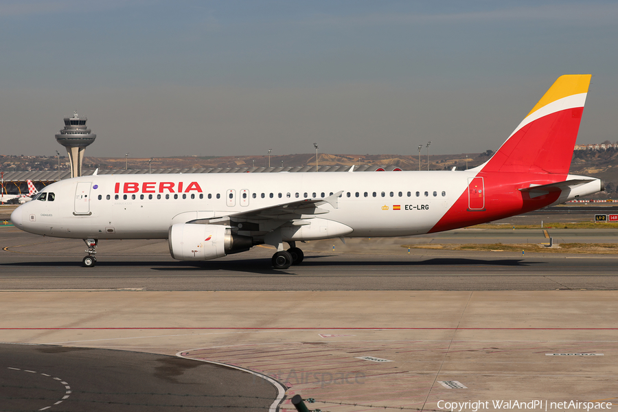 Iberia Airbus A320-214 (EC-LRG) | Photo 667574