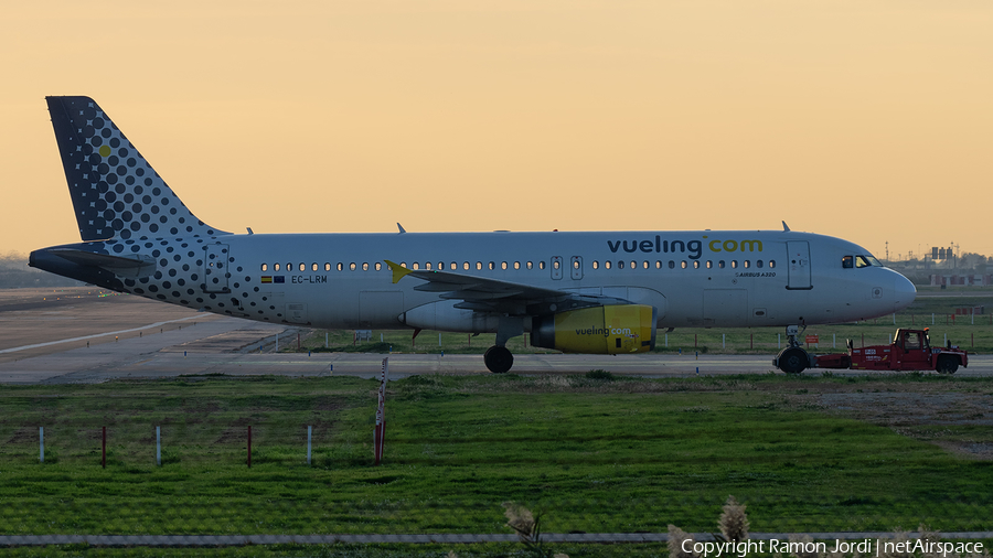 Vueling Airbus A320-232 (EC-LRM) | Photo 287333