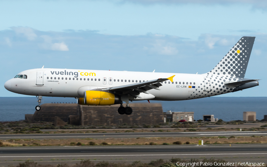 Vueling Airbus A320-232 (EC-LRM) | Photo 334200