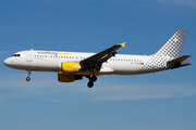 Vueling Airbus A320-214 (EC-LRN) at  Barcelona - El Prat, Spain