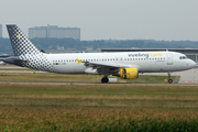 Vueling Airbus A320-214 (EC-LRN) at  Stuttgart, Germany