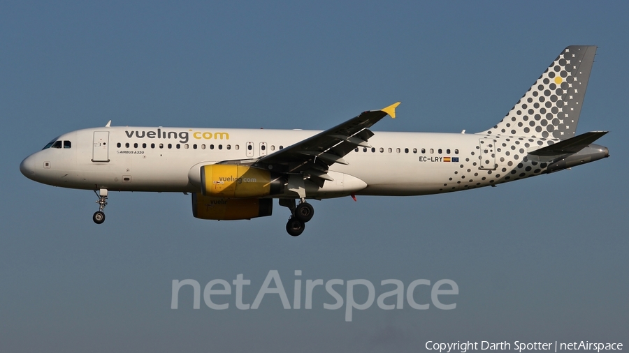 Vueling Airbus A320-232 (EC-LRY) | Photo 223822