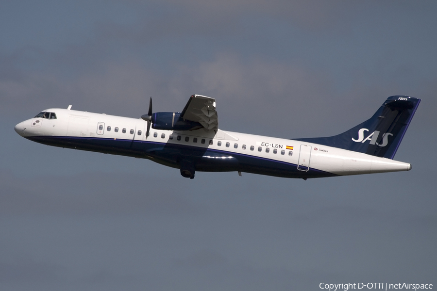 SAS - Scandinavian Airlines ATR 72-202 (EC-LSN) | Photo 408850