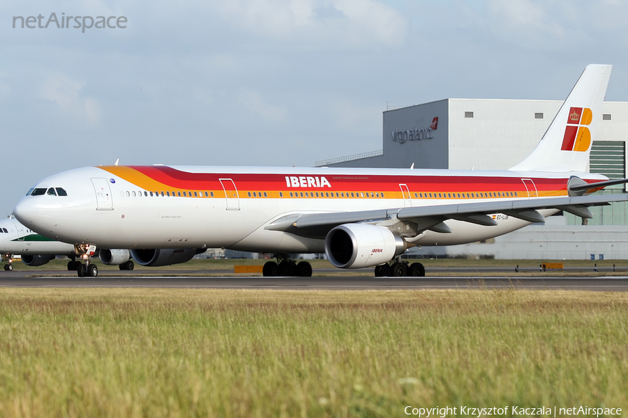 Iberia Airbus A330-302 (EC-LUB) | Photo 28490