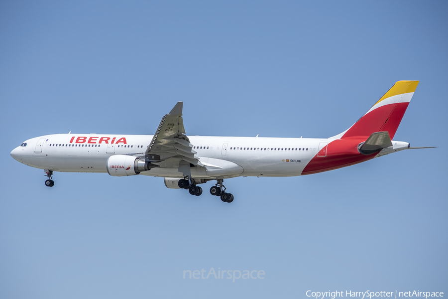 Iberia Airbus A330-302 (EC-LUB) | Photo 329873