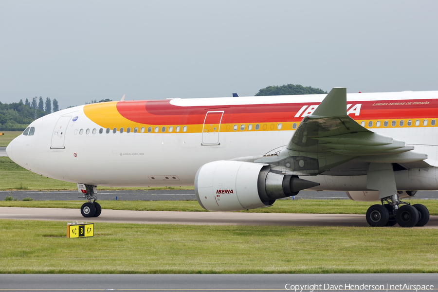 Iberia Airbus A330-302 (EC-LUB) | Photo 142082