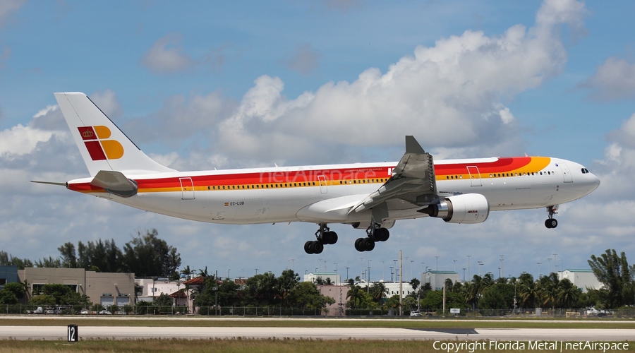 Iberia Airbus A330-302 (EC-LUB) | Photo 577146
