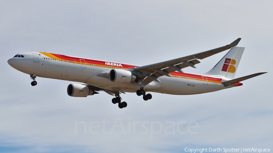 Iberia Airbus A330-302 (EC-LUK) | Photo 213181