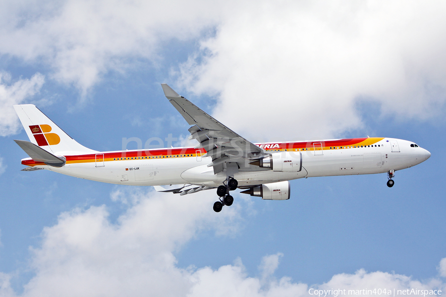 Iberia Airbus A330-302 (EC-LUK) | Photo 25285