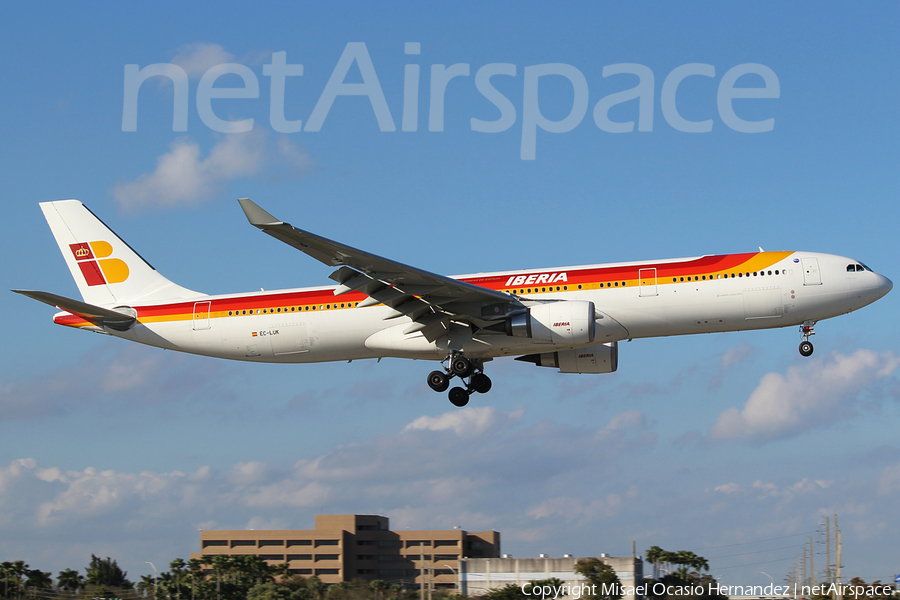 Iberia Airbus A330-302 (EC-LUK) | Photo 69100