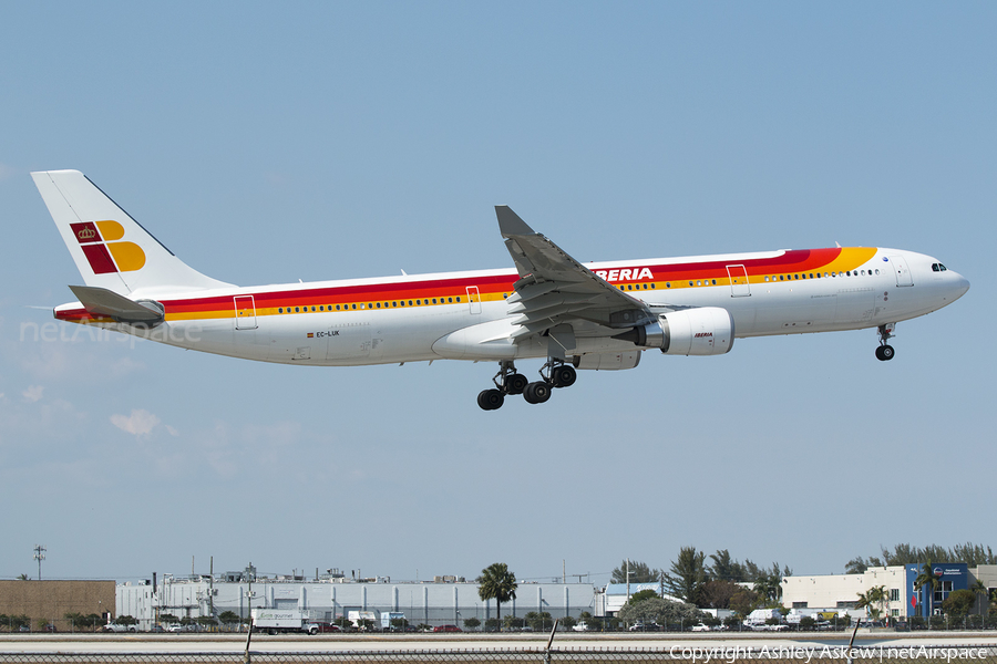 Iberia Airbus A330-302 (EC-LUK) | Photo 75689