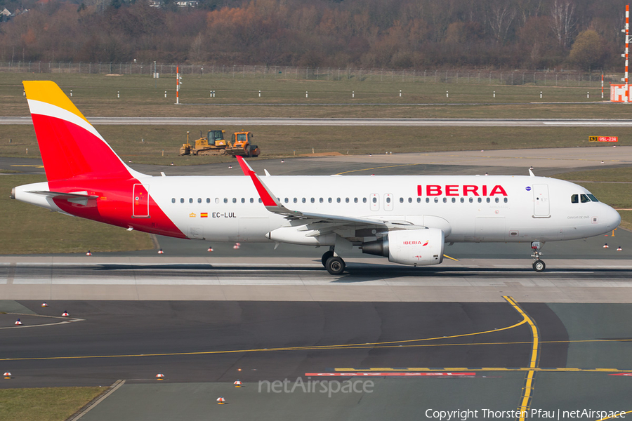 Iberia Airbus A320-216 (EC-LUL) | Photo 101714