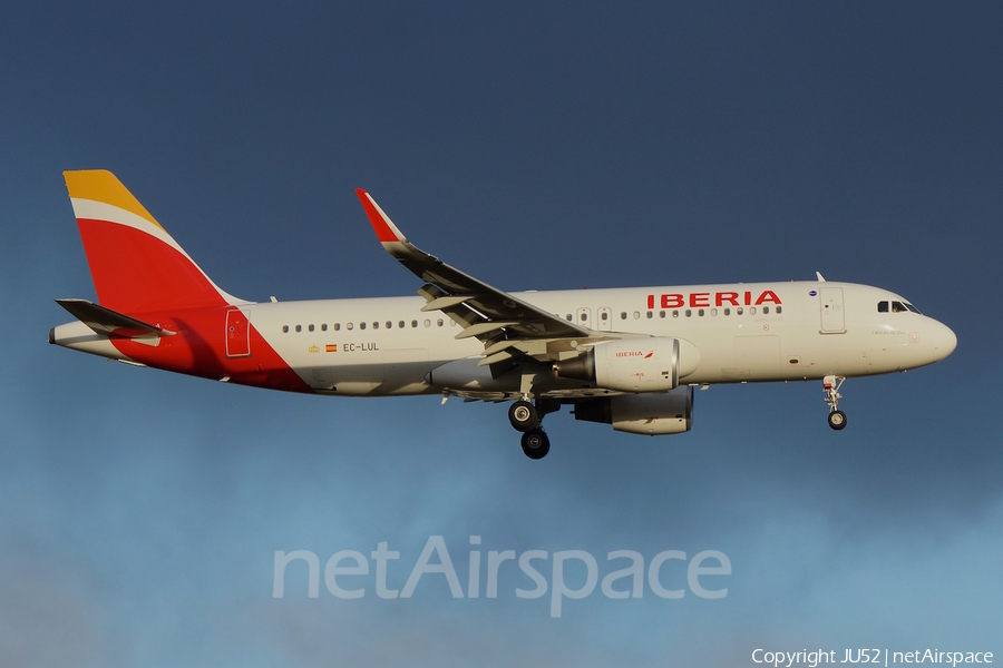 Iberia Airbus A320-216 (EC-LUL) | Photo 94057