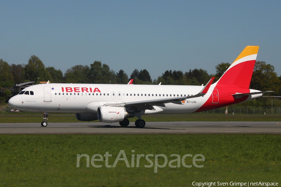 Iberia Airbus A320-216 (EC-LUL) | Photo 248373