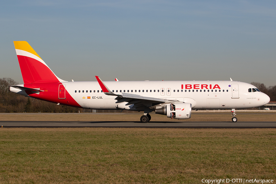 Iberia Airbus A320-216 (EC-LUL) | Photo 294311