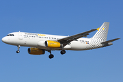 Vueling Airbus A320-232 (EC-LUN) at  Barcelona - El Prat, Spain