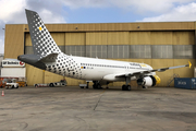 Vueling Airbus A320-232 (EC-LUN) at  Luqa - Malta International, Malta