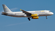 Vueling Airbus A320-232 (EC-LUN) at  Palma De Mallorca - Son San Juan, Spain