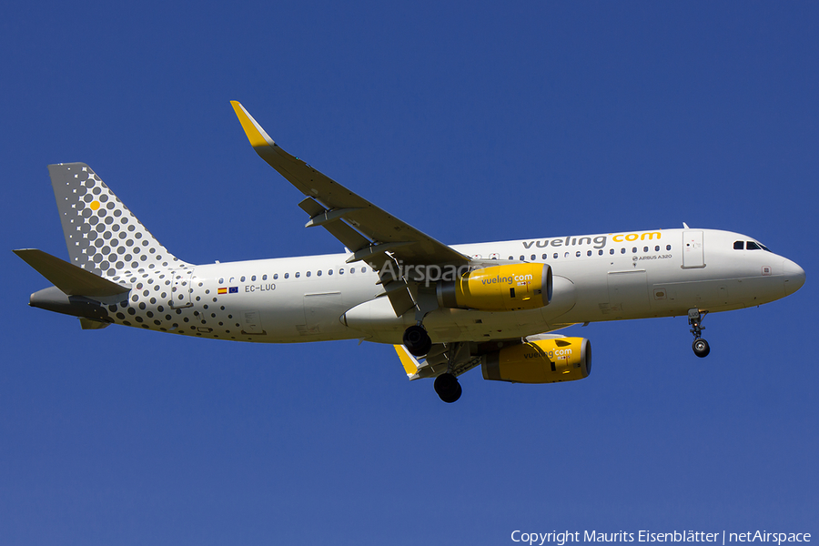 Vueling Airbus A320-232 (EC-LUO) | Photo 29303
