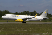 Vueling Airbus A320-232 (EC-LUO) at  Hamburg - Fuhlsbuettel (Helmut Schmidt), Germany