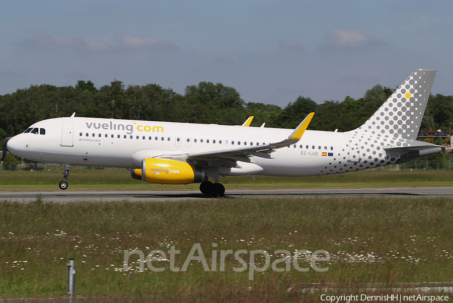Vueling Airbus A320-232 (EC-LUO) | Photo 416275