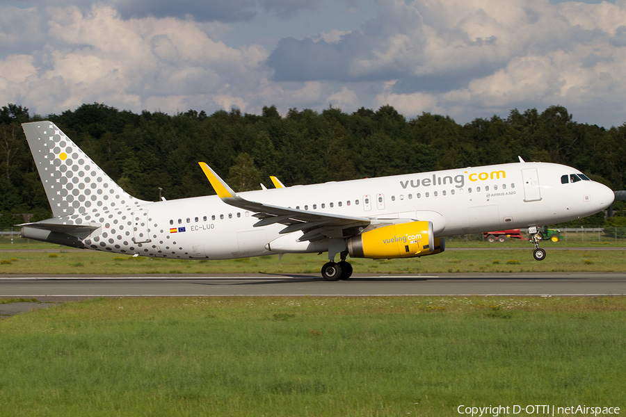 Vueling Airbus A320-232 (EC-LUO) | Photo 512601