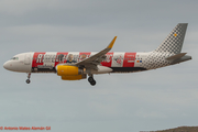 Vueling Airbus A320-232 (EC-LUO) at  Gran Canaria, Spain
