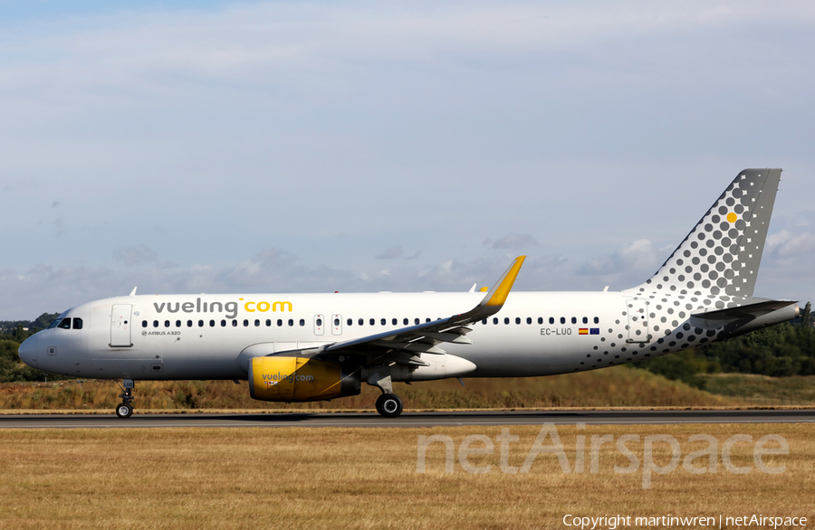 Vueling Airbus A320-232 (EC-LUO) | Photo 256409