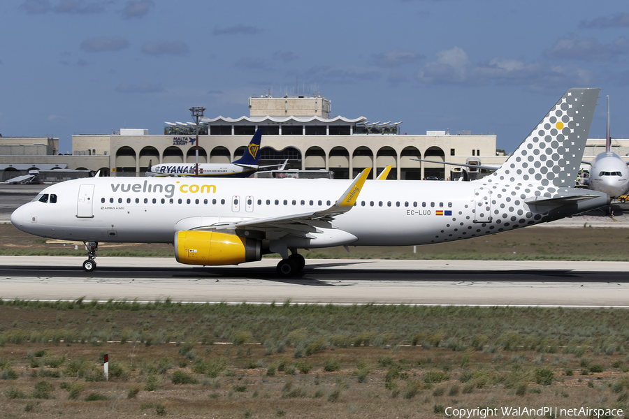 Vueling Airbus A320-232 (EC-LUO) | Photo 593436