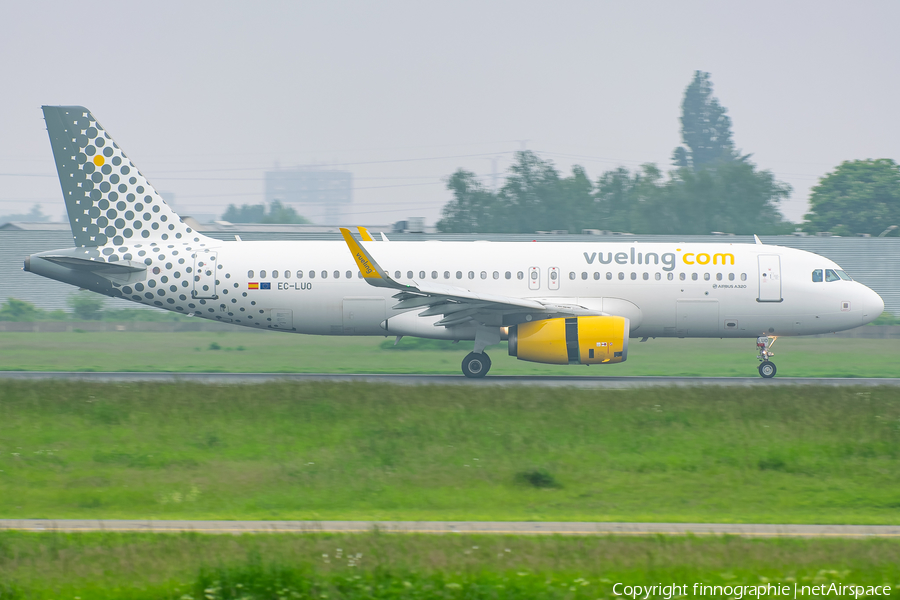 Vueling Airbus A320-232 (EC-LUO) | Photo 571933
