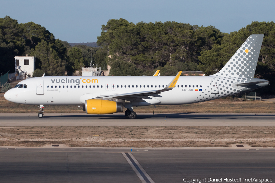 Vueling Airbus A320-232 (EC-LUO) | Photo 535579