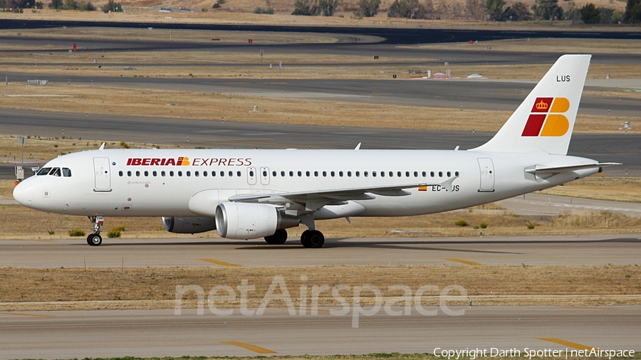 Iberia Express Airbus A320-216 (EC-LUS) | Photo 213187