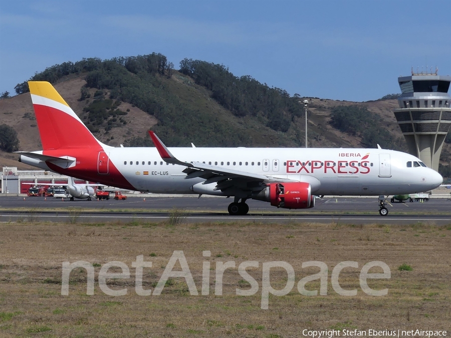 Iberia Express Airbus A320-216 (EC-LUS) | Photo 269404