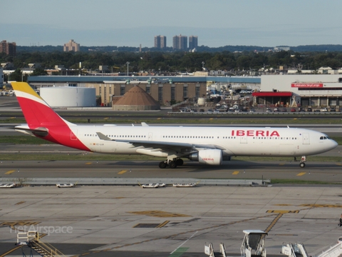 Iberia Airbus A330-302 (EC-LUX) at  New York - John F. Kennedy International, United States