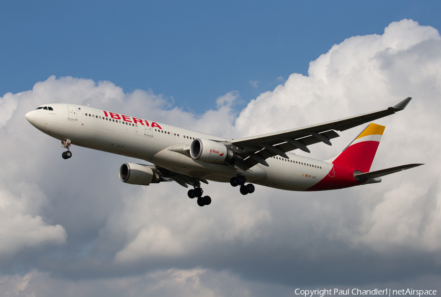 Iberia Airbus A330-302 (EC-LUX) | Photo 471850