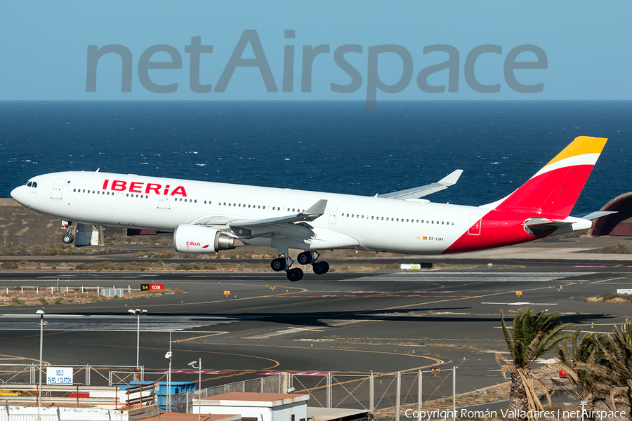 Iberia Airbus A330-302 (EC-LUX) | Photo 334954