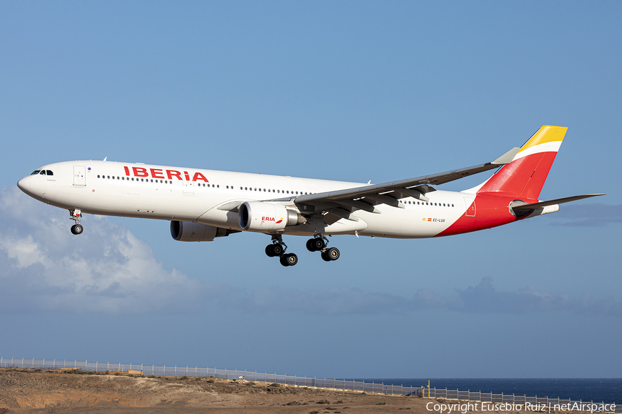 Iberia Airbus A330-302 (EC-LUX) | Photo 501366