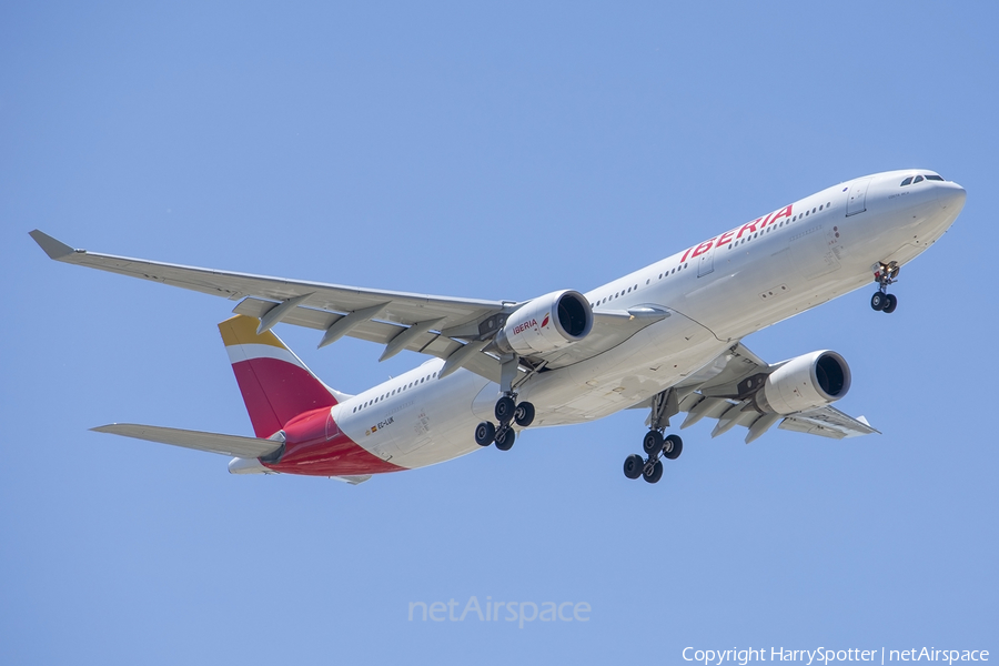 Iberia Airbus A330-302 (EC-LUX) | Photo 329874
