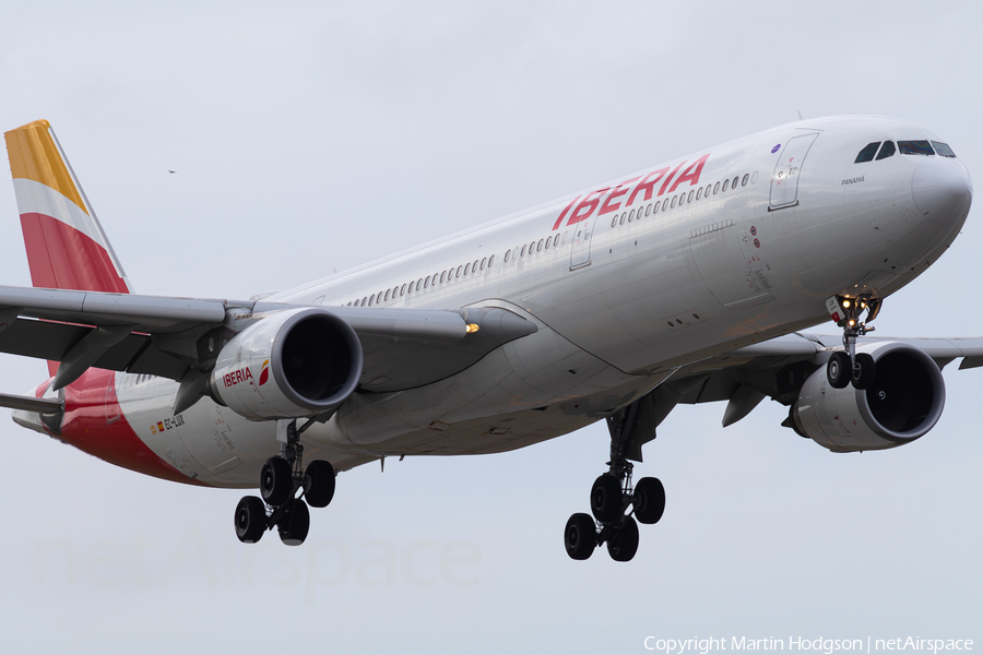 Iberia Airbus A330-302 (EC-LUX) | Photo 615041