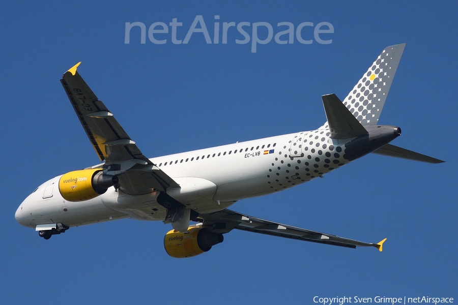Vueling Airbus A320-214 (EC-LVB) | Photo 45780
