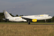 Vueling Airbus A320-214 (EC-LVB) at  Hamburg - Fuhlsbuettel (Helmut Schmidt), Germany